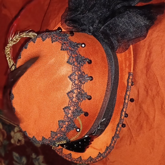 Steam punk velvet 4.25inch hat with removable goggles. It's red and has black . - Picture 3 of 4